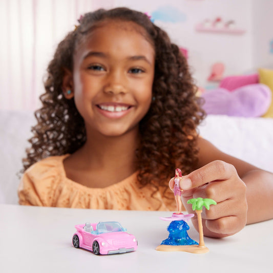 Barbie Mini Barbieland Coffret Véhicule et Poupée Décapotable