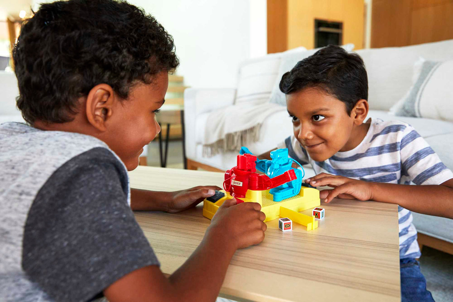 Rock 'Em Sock 'Em Robots Knock Or Block